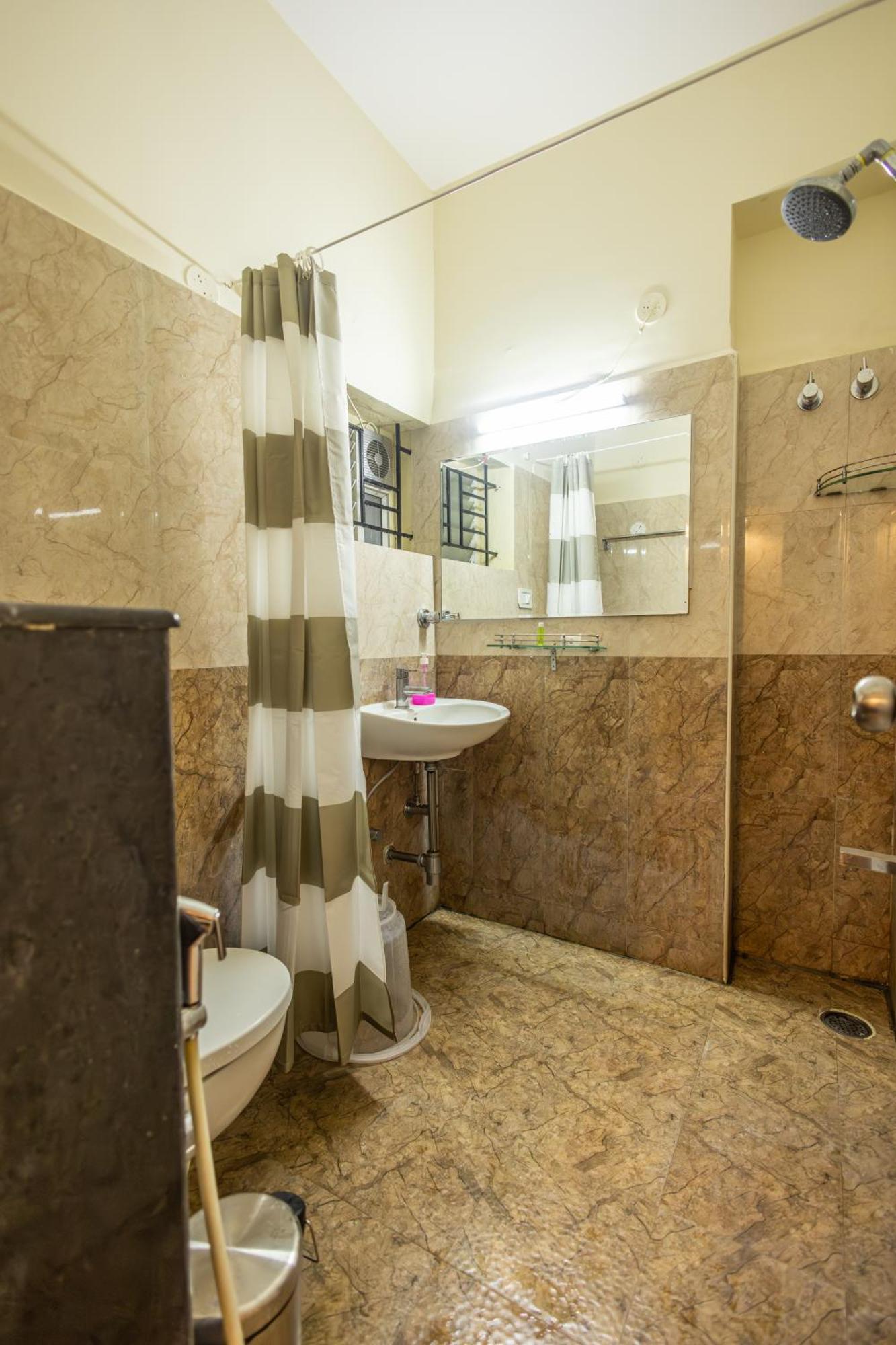 Suraksha Stay Brookfield Hotel バンガロール エクステリア 写真